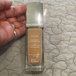 DiorSkin Nude Teint Eclat Skin-Glowing Foundation, SPF 15, Shade 020